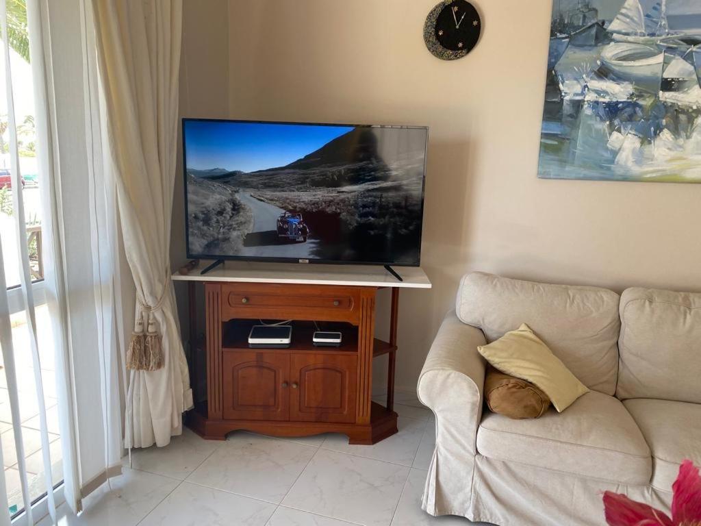Villa Isa Sea Views Playa Blanca  Ngoại thất bức ảnh
